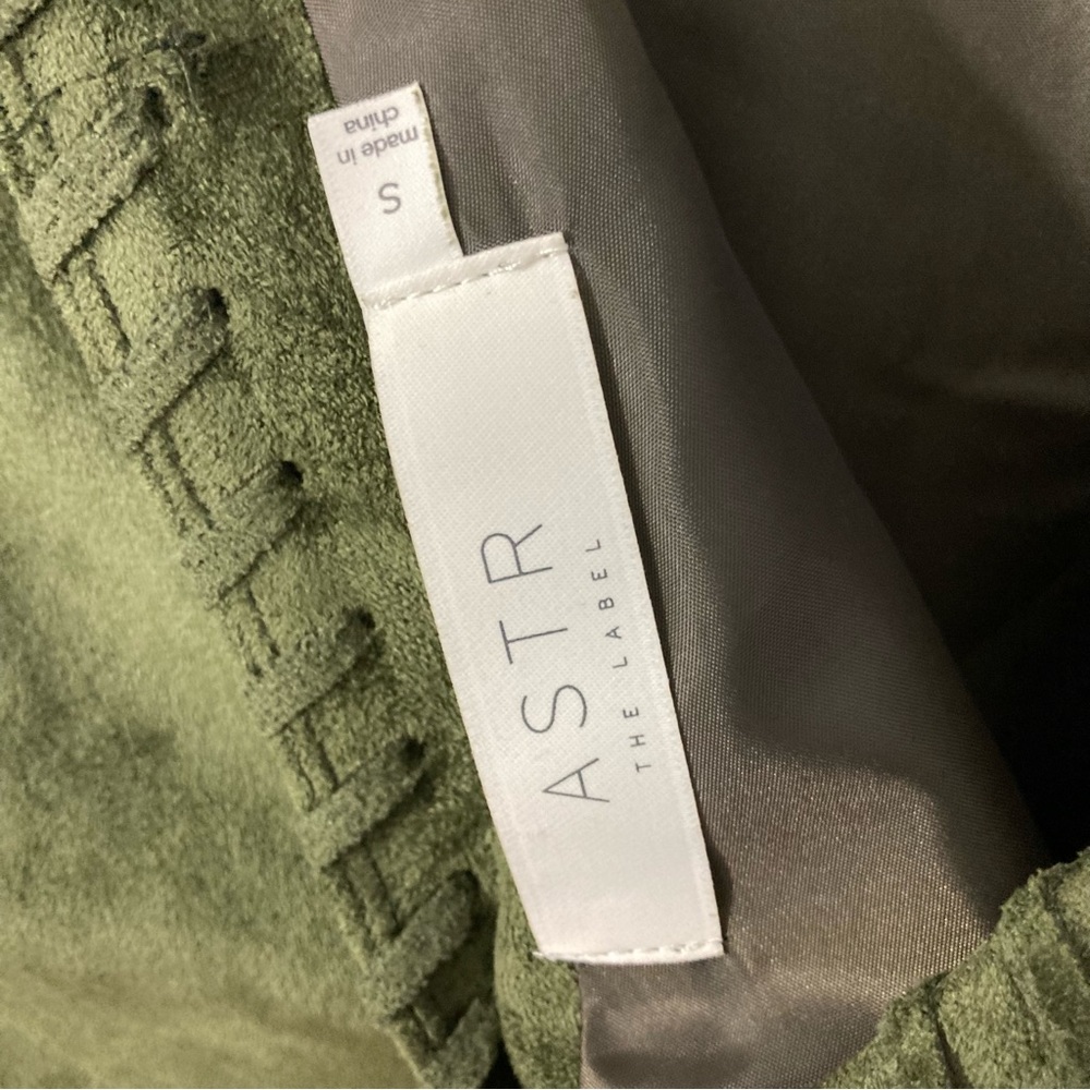 ASTR The Label Faux Suede Olive Green Dress, Size Small, NWT - Picture 7 of 8